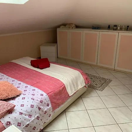 Apartment Flatcortonese45 *